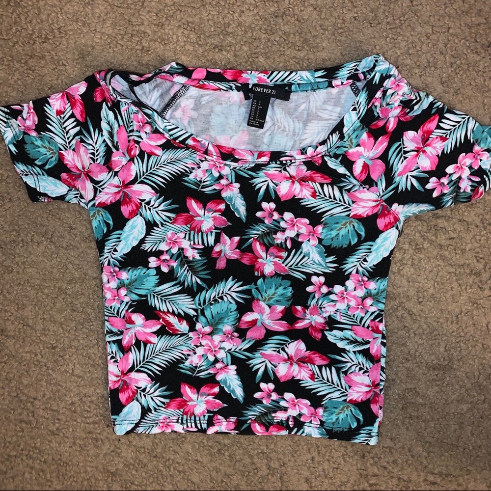 Cute tropical crop top
